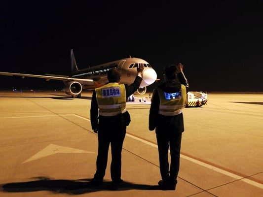 冀東保障小組送飛越包機.jpg