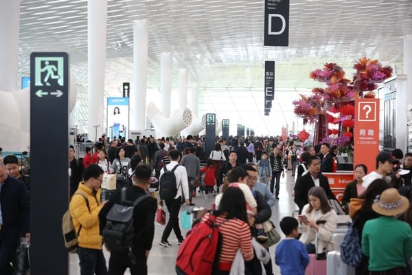 深圳機場2019年春運客流首破600萬 實現兩位數增長.jpg