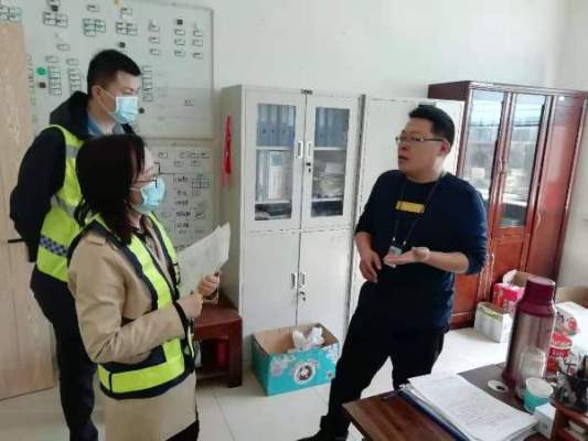 檢查現(xiàn)場1.jpg